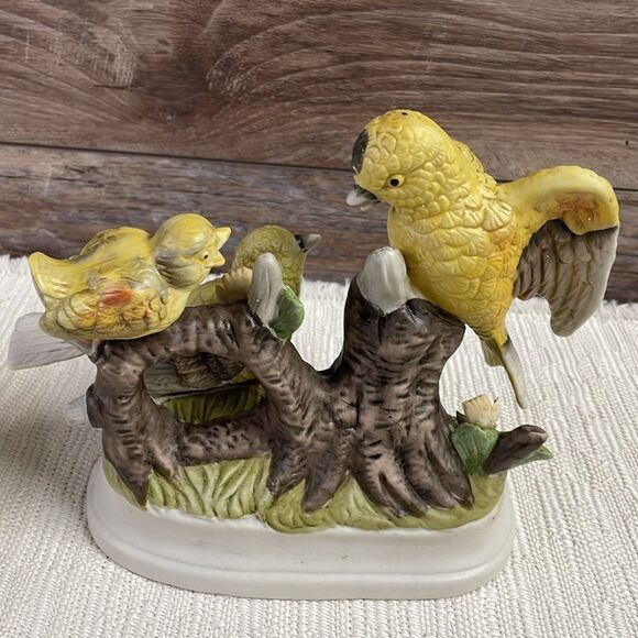 Ceramic Vintage Bird Family with Baby Figurine, 7” Tall - Picture 3 of 5